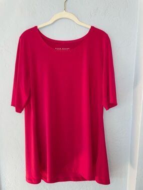 Susan Graver Scoop Neck Short Sleeve Top
